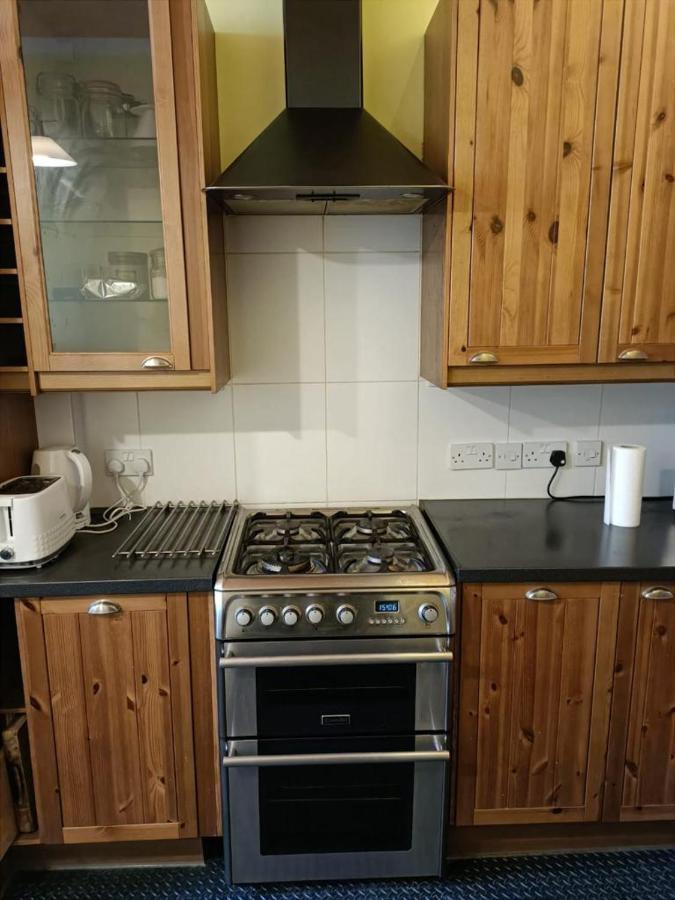 City Centre Flat - Sleep Upto 4 Edinburgh Exterior photo
